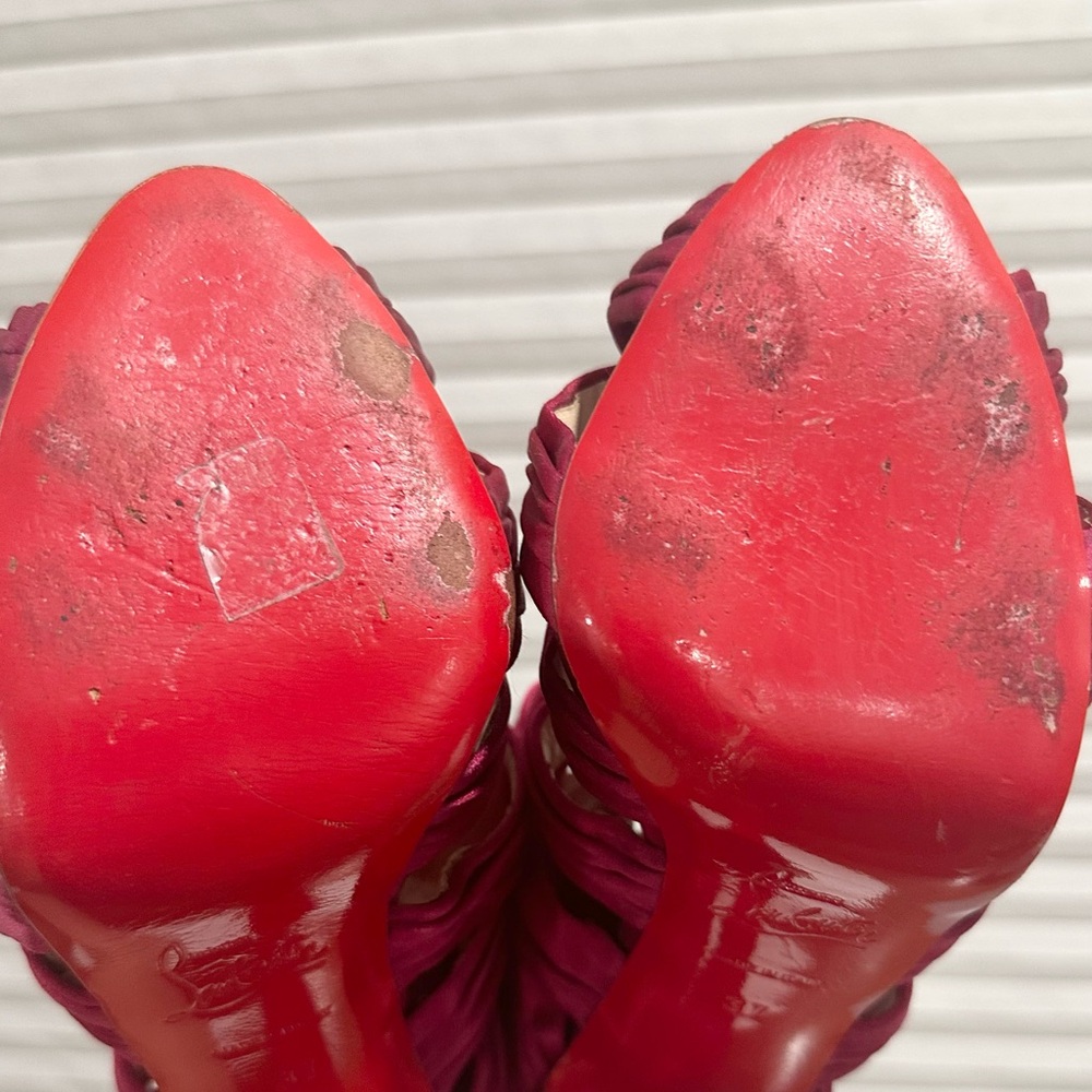 🌺CHRISTIAN LOUBOUTIN 🌺 Size: 37 - Picture 10 of 11